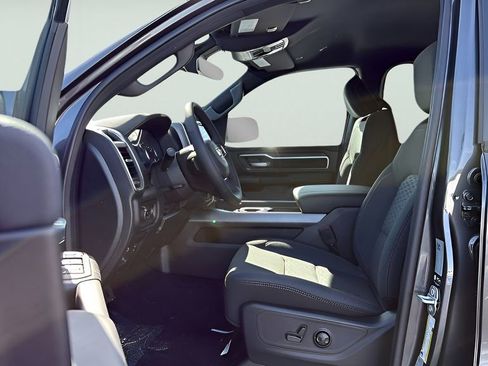 New 2026 RAM 1500 4x4 Crew Cab image 26