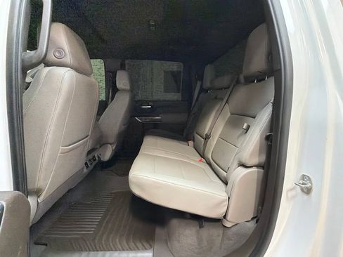 Used 2023 Chevrolet Silverado 2500 LTZ AWD/4WD image 13