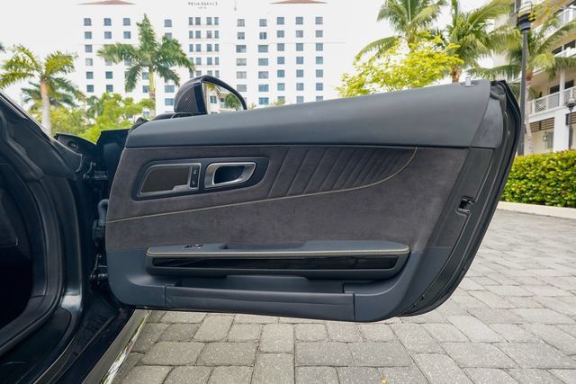 Used 2018 Mercedes-Benz AMG GT R image 81