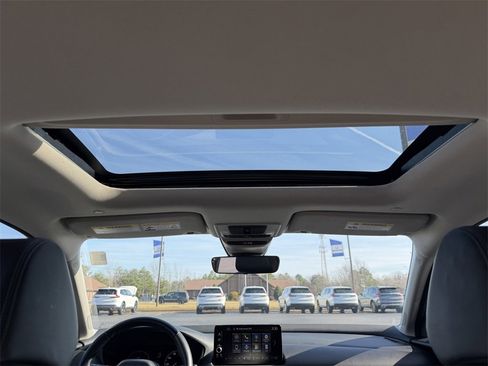 Used 2023 Honda HR-V EX-L image 23