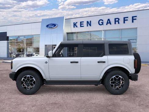 New 2026 Ford Bronco Outer Banks AWD/4WD image 3