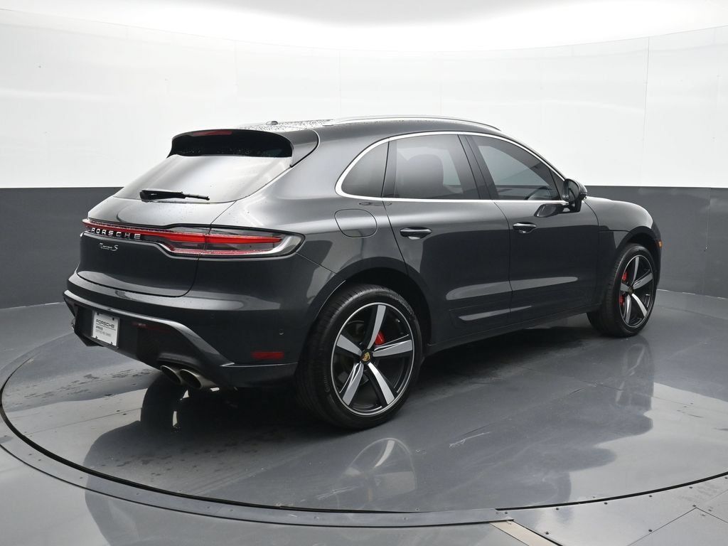 Certified 2022 Porsche Macan S AWD/4WD image 23