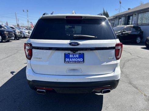 Used 2016 Ford Explorer Sport w/ Equipment Group 401A AWD/4WD image 5