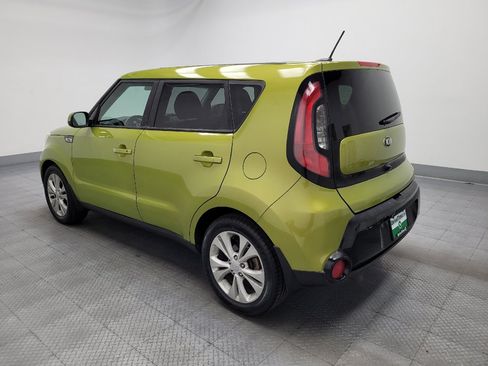 Used 2016 Kia Soul + FWD image 3