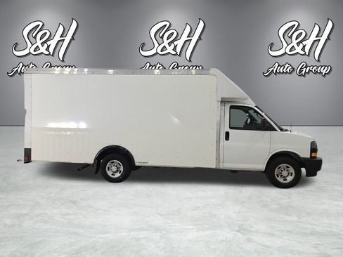 Used 2021 Chevrolet Express 3500 w/ Power Convenience Package image 21