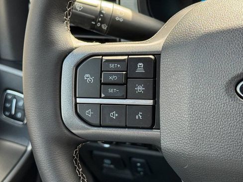 Used 2025 Ford F150 Lariat image 33