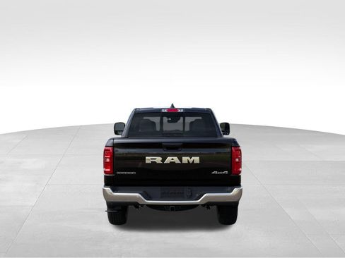 Used 2025 RAM 1500 Big Horn AWD/4WD image 8