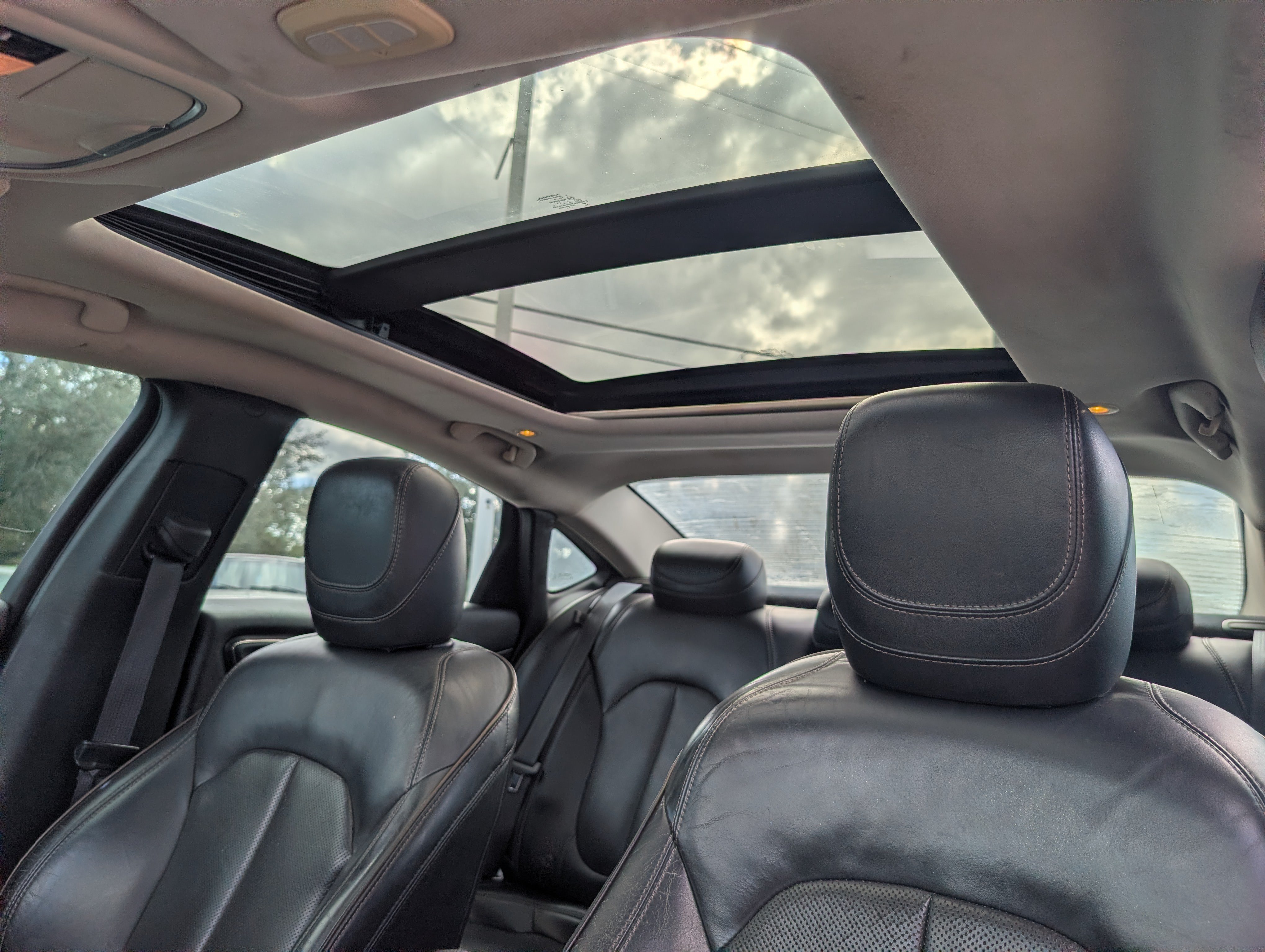 Used 2015 Chrysler 200 C w/ Navigation & Sound Group I FWD image 16