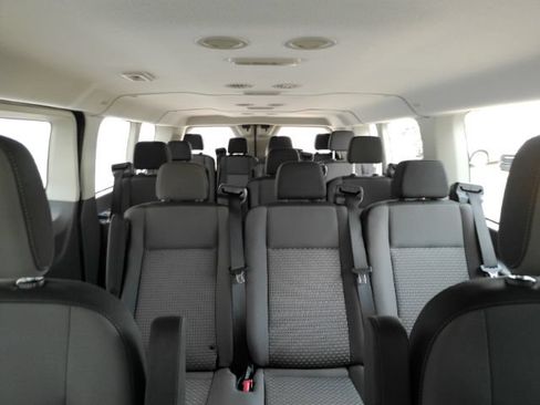 Used 2025 Ford Transit 350 XLT RWD image 28