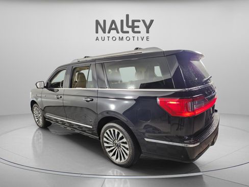 Used 2021 Lincoln Navigator L Reserve image 3