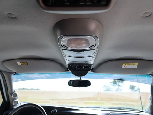 Used 2000 Ford Excursion XLT image 39