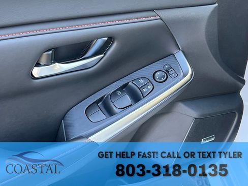 New 2025 Nissan Sentra SR w/ SR Premium Package FWD image 7