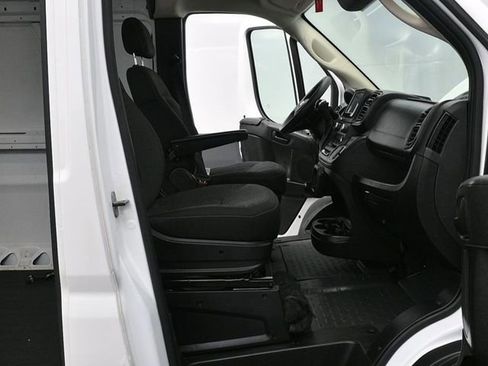 Used 2024 RAM ProMaster 2500 w/ Convenience Group FWD image 10