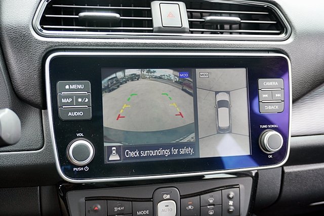 Certified 2025 Nissan Leaf SV Plus FWD image 38