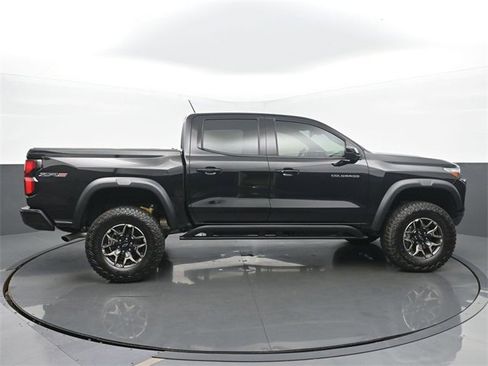 Used 2023 Chevrolet Colorado ZR2 w/ ZR2 Convenience Package III image 6