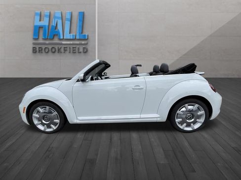 Used 2019 Volkswagen Beetle 2.0T SE FWD image 2