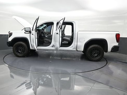 Used 2024 GMC Sierra 1500 AT4X w/ AT4X AEV Edition AWD/4WD image 33