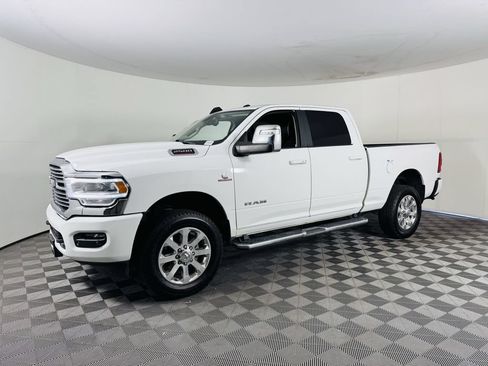 Used 2023 RAM 2500 Laramie AWD/4WD image 4
