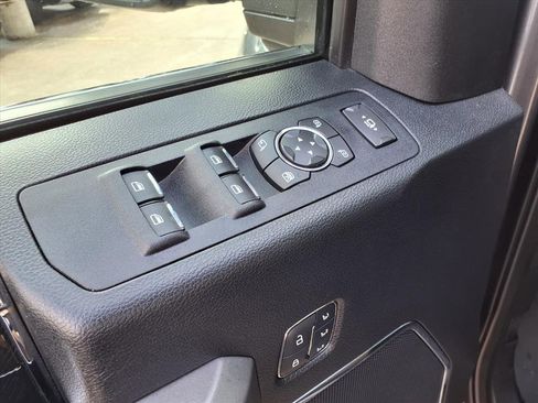 Used 2021 Ford F350 Platinum image 25