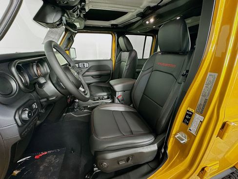 New 2026 Jeep Wrangler Unlimited Rubicon AWD/4WD image 29