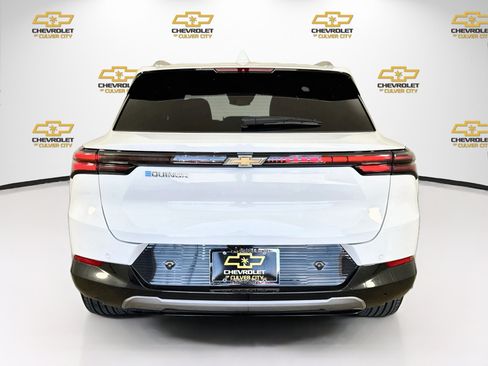 Used 2025 Chevrolet Equinox EV LT w/ Convenience Package FWD image 7