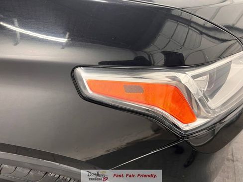 Used 2019 Chevrolet Traverse LS w/ LPO, Black Accent Package AWD/4WD image 9