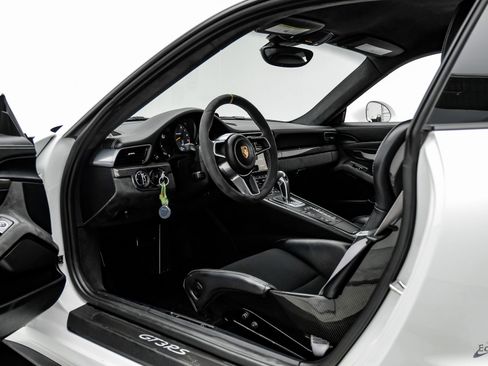 Used 2016 Porsche 911 GT3 RS RWD image 44