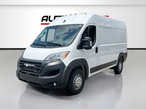 Used 2024 RAM ProMaster 1500 w/ Safety Group FWD image 3