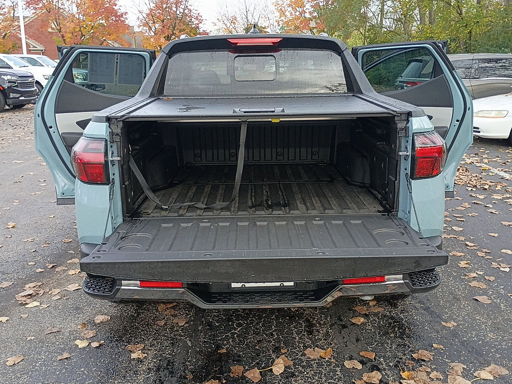 Used 2025 Hyundai Santa Cruz Limited AWD/4WD image 14
