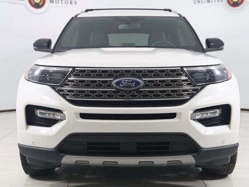 Used 2022 Ford Explorer King Ranch w/ Premium Technology Package image 60