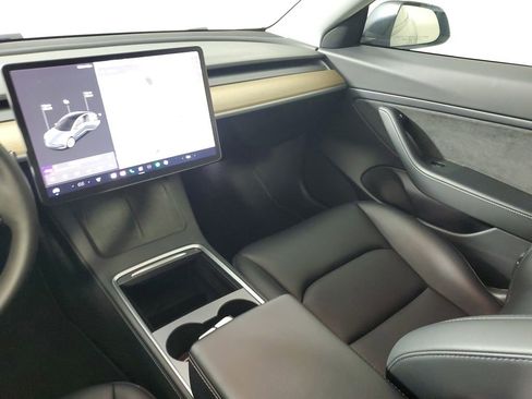 Used 2021 Tesla Model 3 Long Range image 15