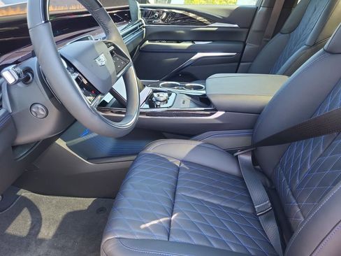 New 2026 Cadillac Escalade IQ Luxury 1 AWD/4WD image 8