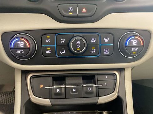 Used 2022 GMC Terrain Denali w/ LPO, Floor Liner Package image 40