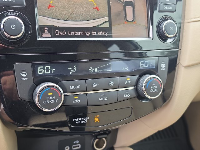 Used 2018 Nissan Rogue SV w/ Sun & Sound Touring Package FWD image 26