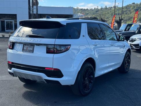 Used 2024 Land Rover Discovery Sport S image 10