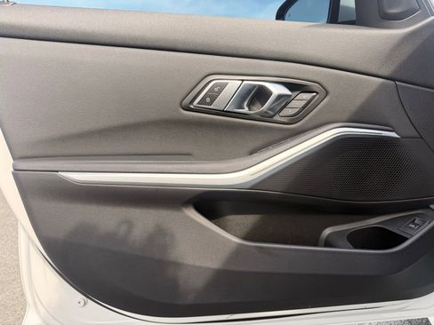 Used 2020 BMW 330i Sedan w/ Convenience Package image 13