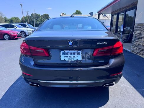 Used 2017 BMW 540i RWD image 4