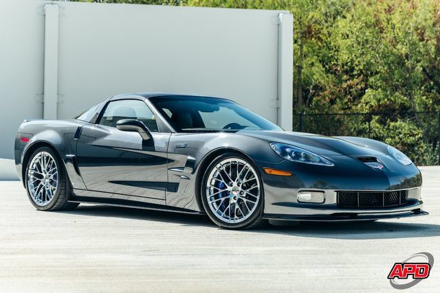 Used 2009 Chevrolet Corvette ZR1 w/ Preferred Equipment Group RWD image 38