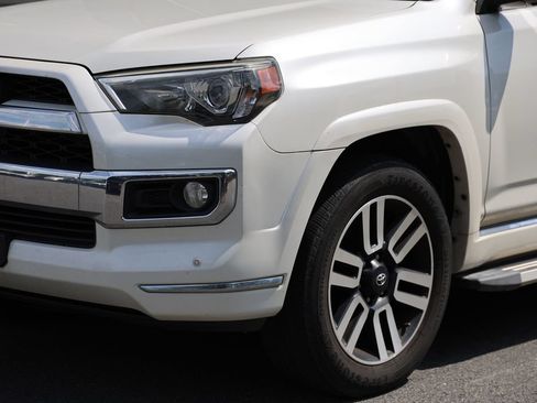 Used 2016 Toyota 4Runner Limited AWD/4WD image 2