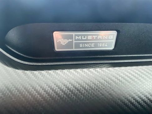Used 2015 Ford Mustang Coupe RWD image 24