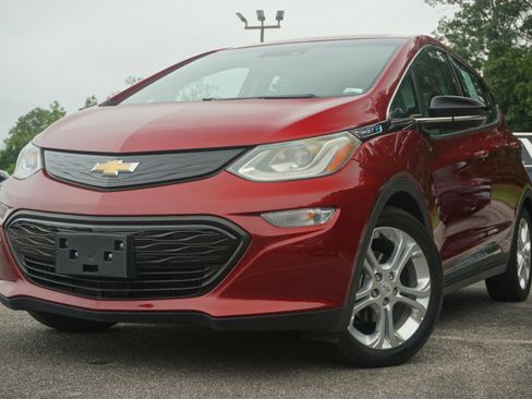 Used 2020 Chevrolet Bolt LT image 4