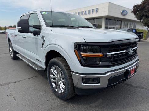 New 2025 Ford F150 XLT w/ Equipment Group 302A MID image 9