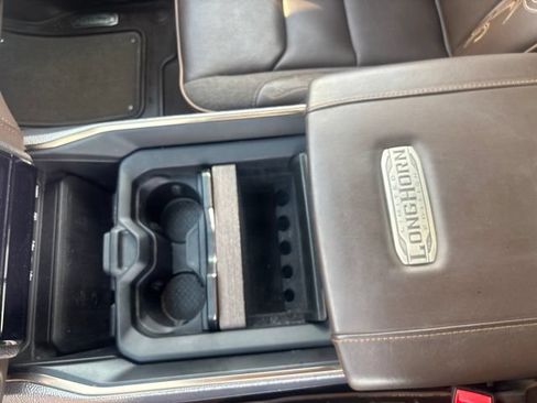 Used 2025 RAM 1500 Limited AWD/4WD image 37