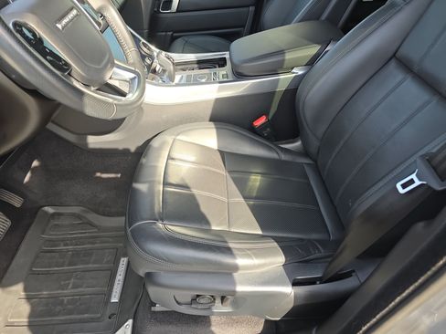 Used 2019 Land Rover Range Rover Sport HSE image 22