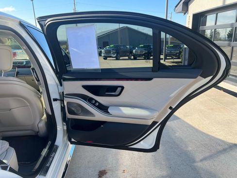 Used 2021 Mercedes-Benz S 580 4MATIC Sedan image 42