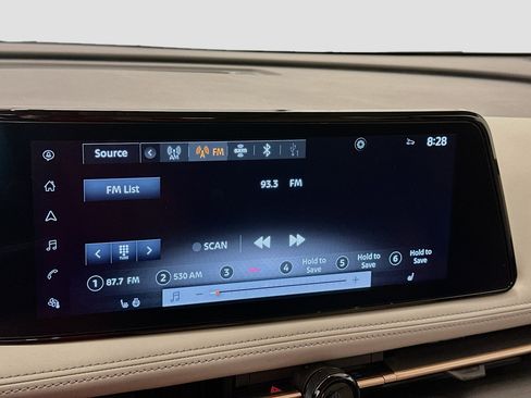 Used 2024 Nissan Ariya AWD image 21