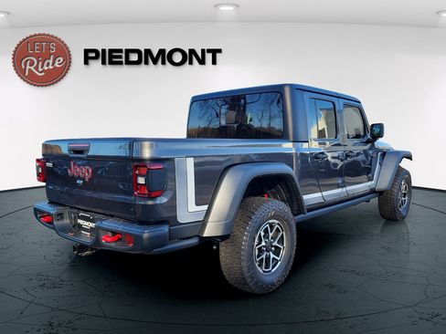 New 2025 Jeep Gladiator Rubicon w/ Convenience Group AWD/4WD image 6