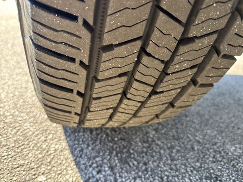 Used 2017 Ford F250 Lariat w/ FX4 Off-Road Package image 12