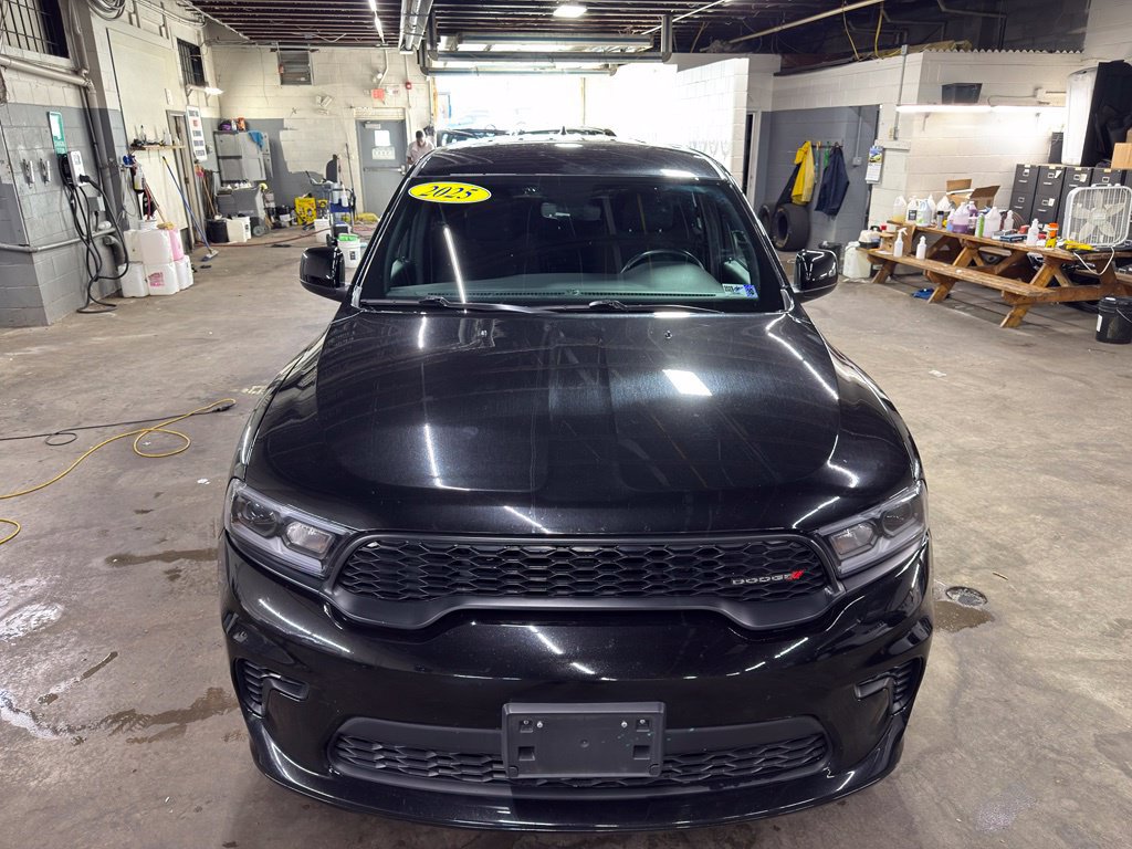 Used 2025 Dodge Durango GT AWD/4WD image 3