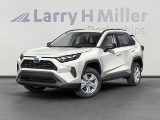 Used 2025 Toyota RAV4 LE video 1
